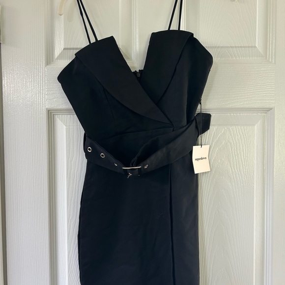 NWT SUPERDOWN kasey belted blazer dress - Picture 3 of 3